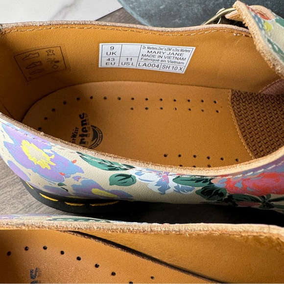 RARE DR. MARTEN WANDERLUST FLORAL 8065 Mary Jane - Picture 5 of 7